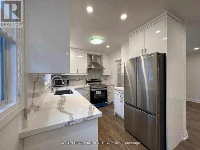 Building Photo - 7 Resolution Crescent