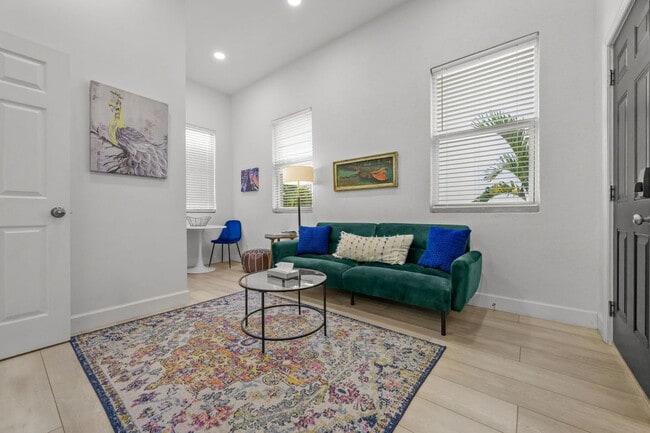 Building Photo - 1862 6th St