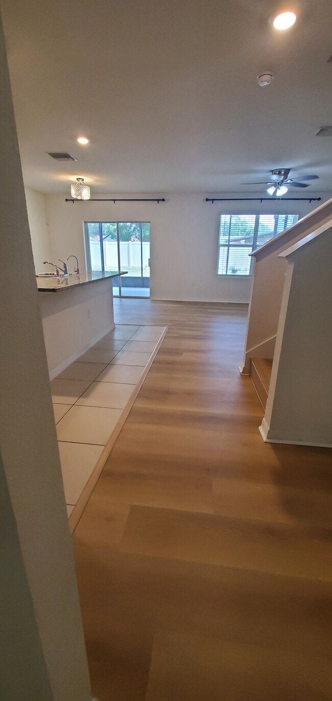 Building Photo - 9232 Watolla Dr