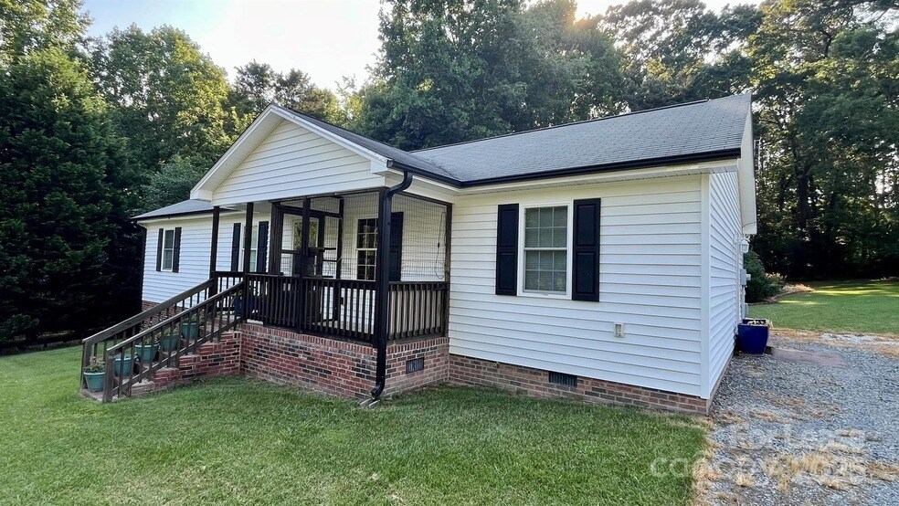 Foto principal - 128 Holly St