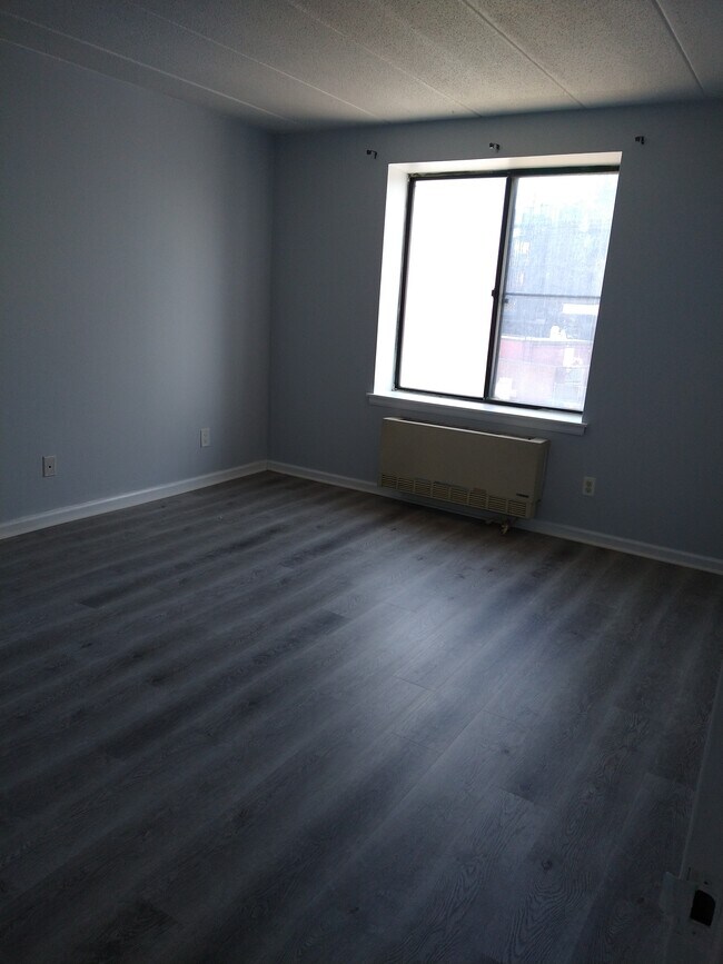 4222 Union St Unit 6C, Flushing, NY 11355 Condo for Rent in Flushing