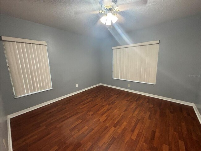 Foto del edificio - 4501 Webster St