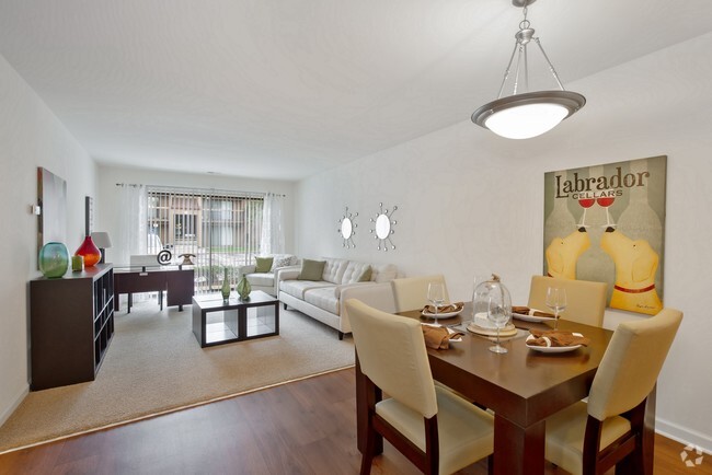 Spacious Living and Dining Area - Lakeside Village Apartments