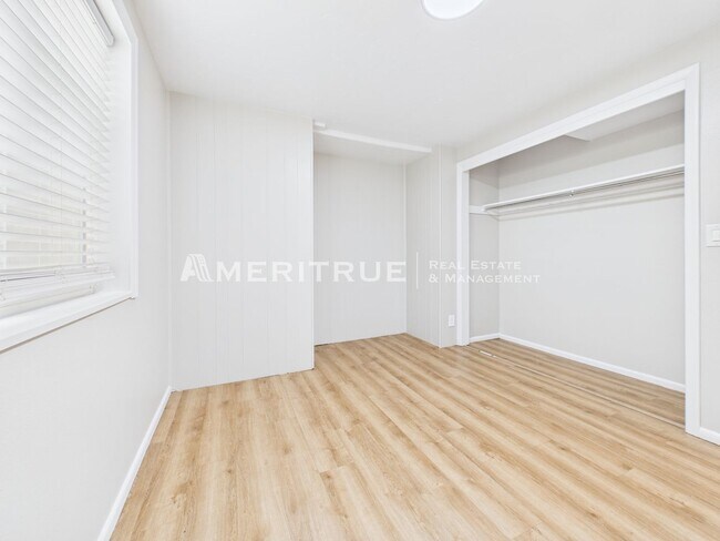 Foto del edificio - 967 W 2000 N
