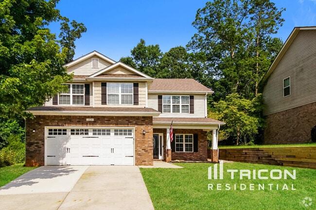 Building Photo - 1814 Woods Ln