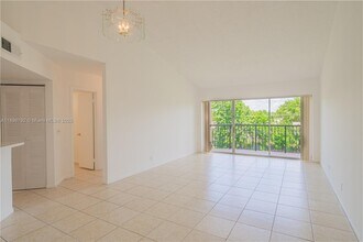 Building Photo - 9033 Wiles Rd