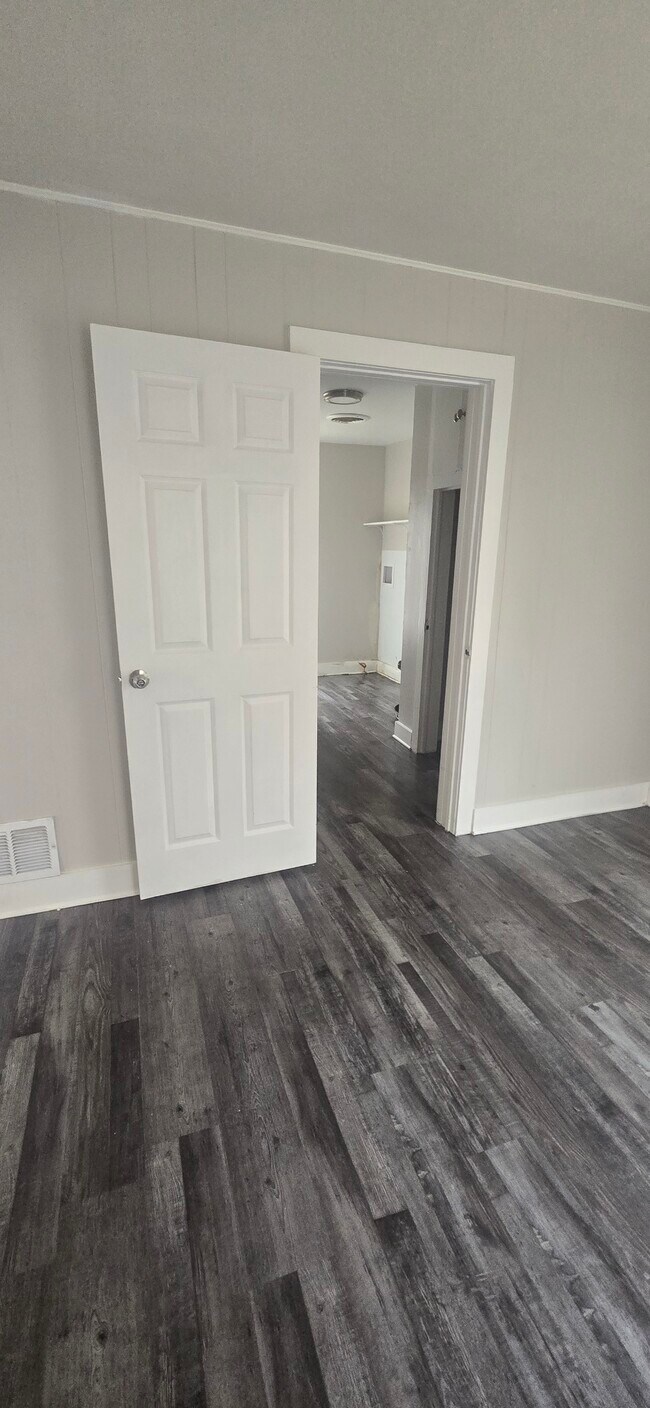 Building Photo - 5 S 23rd St