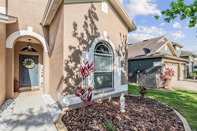 Building Photo - 4 br, 3 bath House - 6716 Bluff Meadow Court