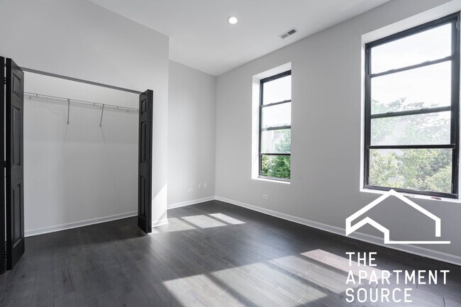 Foto del edificio - 2701 W Thomas St