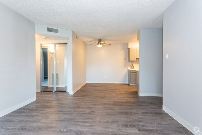 Foto del interior - The Confluence