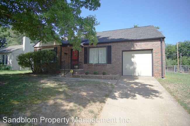 Building Photo - 3 br, 2 bath House - 908 S Urbana Ave