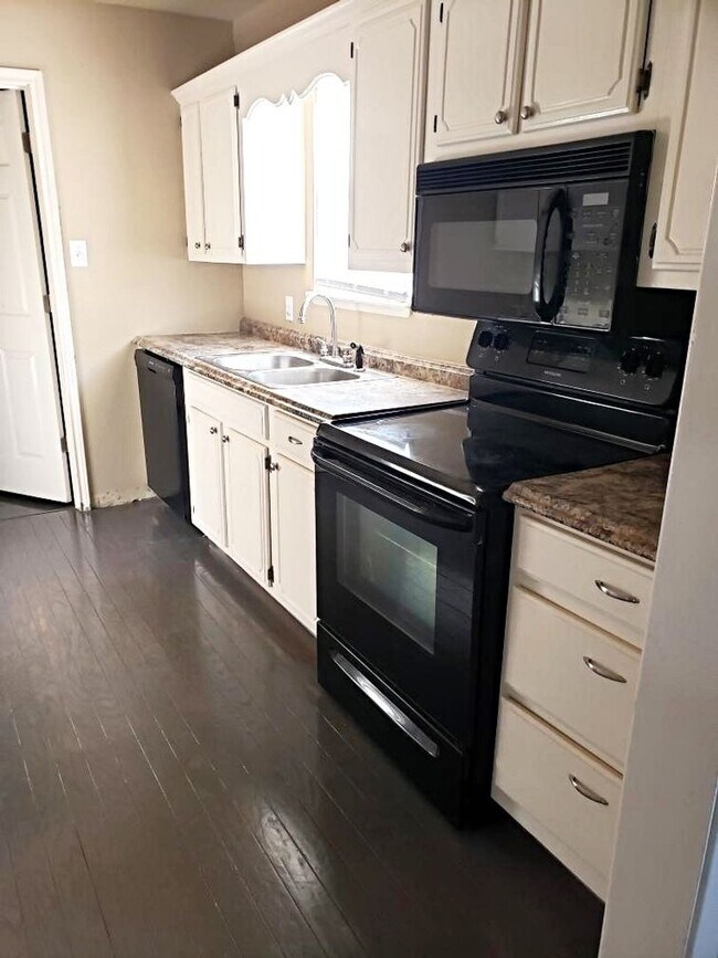 Foto del edificio - 325 Alex St