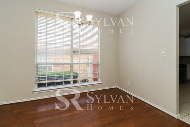 Building Photo - Coming HOME never felt so good!