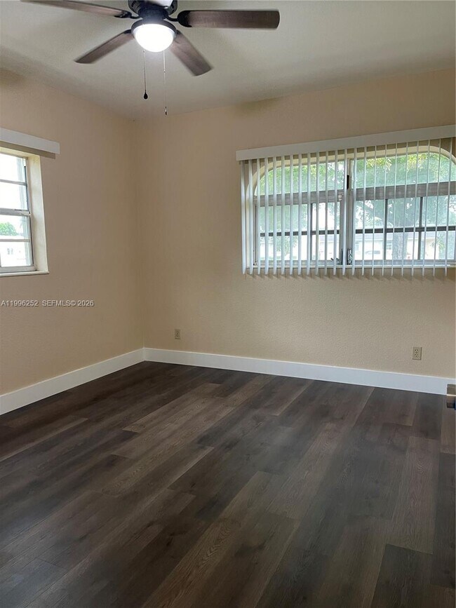 Foto del edificio - 16924 SW 112th Ct