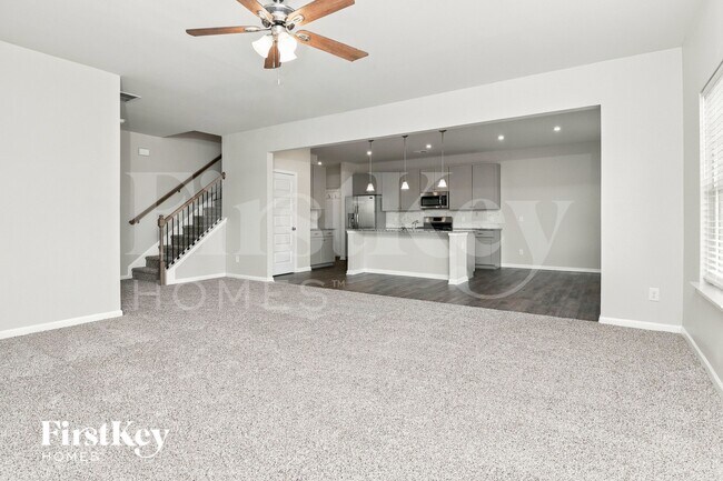 Foto del edificio - 126 Hadley Wy