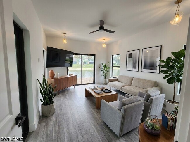 Building Photo - 26571 Robin Way