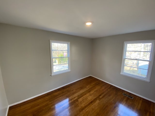 Building Photo - 46 Lakeside Dr