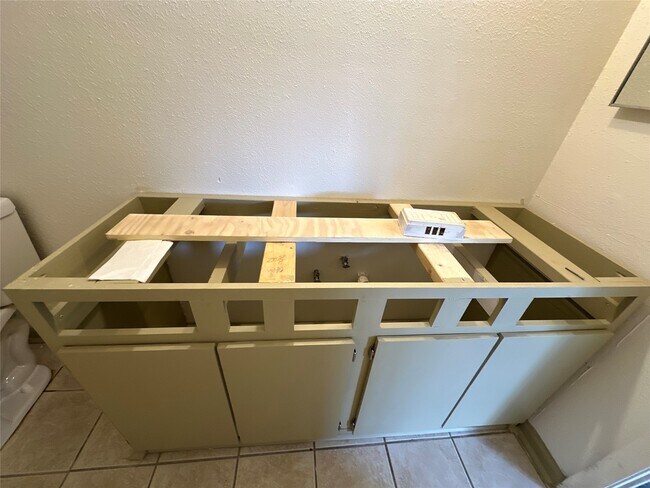 Building Photo - 13139 Pebblewalk Cir S