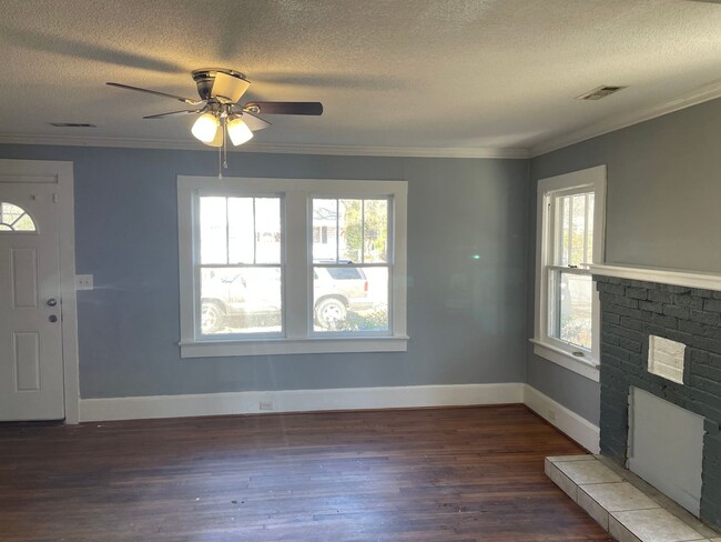 Building Photo - Adorable Orangeburg Ranch