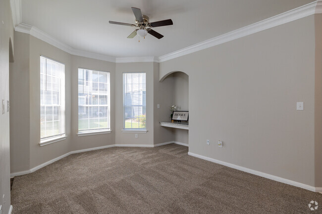 Living room - Northbrooke Apartment Homes