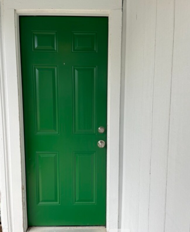 Foto del edificio - 1904 E 10th St