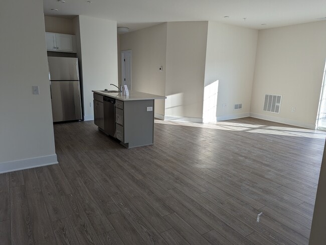 Building Photo - College Park Apartments and Rental Homes