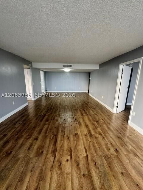 Building Photo - 5600 N Flagler Dr