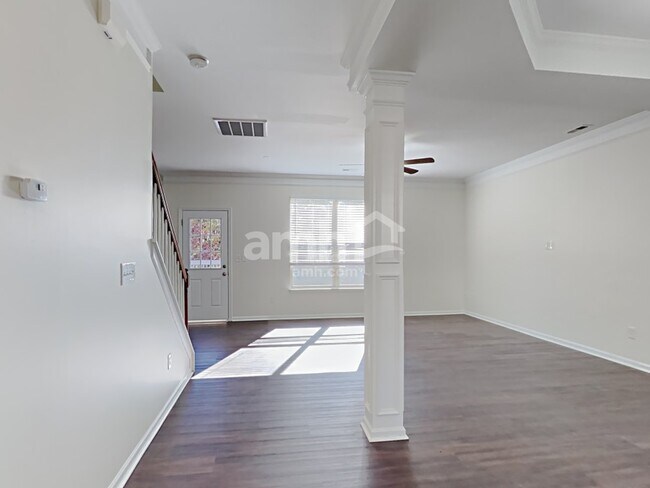 Building Photo - 16008 Long Talon Way