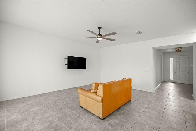 Building Photo - 6304 SW 74th Ter Rd