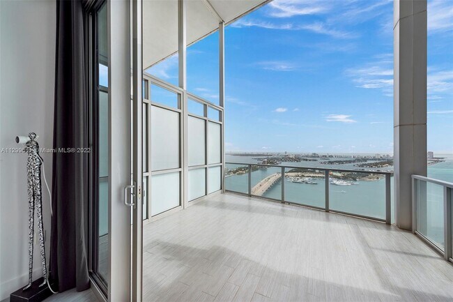 Foto del edificio - 1100 Biscayne Blvd