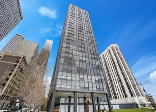 Primary Photo - 900 N Lake Shore Dr