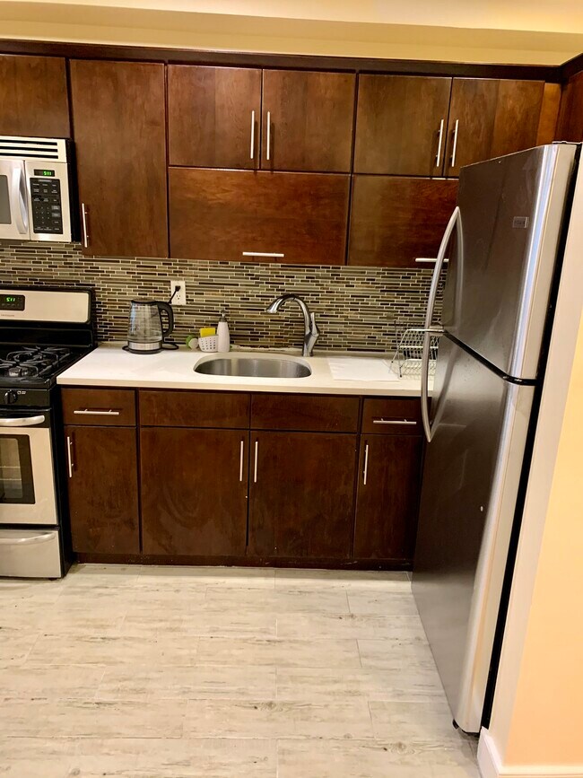Building Photo - 35 Granite Street, Unit B
