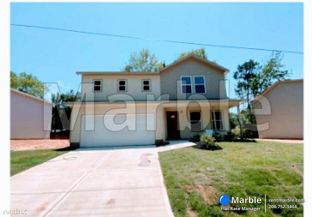 4 br, 3 bath House 724 Cedar Point Dr House Rental in Livingston