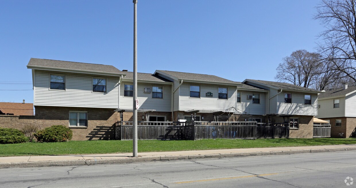 Foto principal - McKinley Gardens Apartments