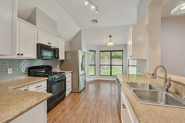 Foto del edificio - 4212 Cripple Creek Ct