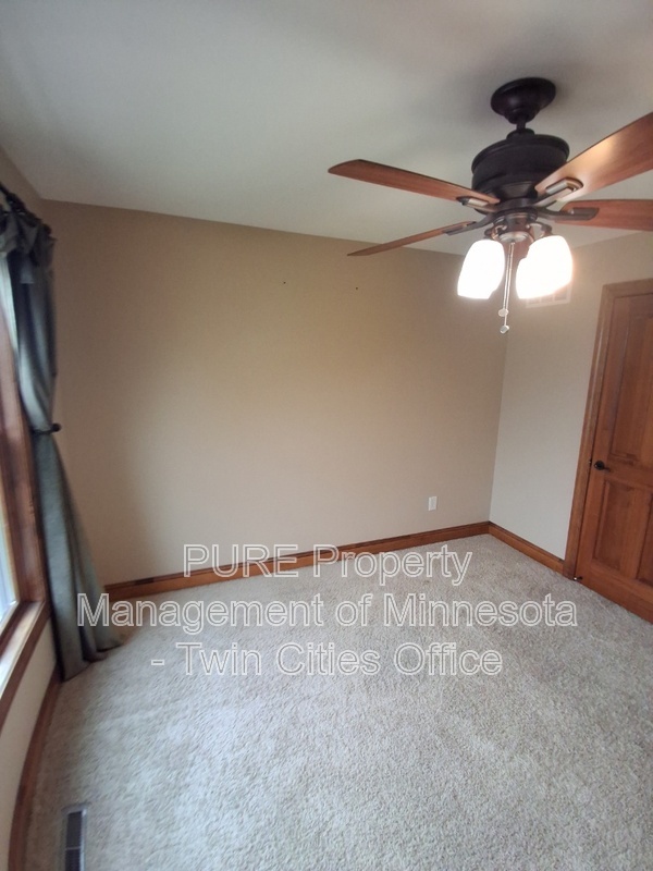 Foto del edificio - 904 Ridgecrest Dr