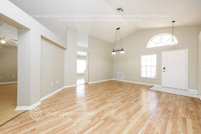 Foto del edificio - 4420 Stones River Ct