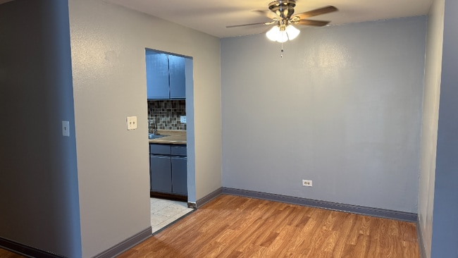 Building Photo - 9970 S 84th Terrace