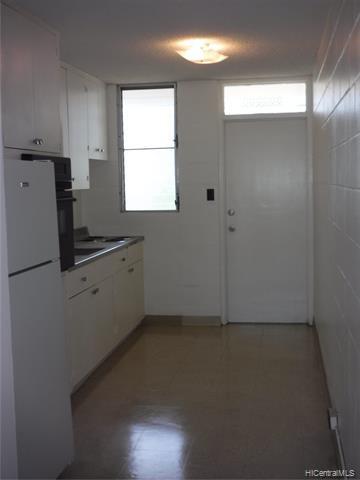 Building Photo - 94-142-142 Pupupuhi St