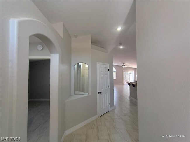 Building Photo - 1465 Dragon Rock Dr