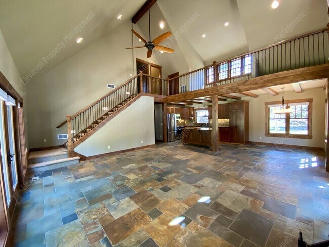 Building Photo - Modern Barn Style 2 BR - 2 BA on 1 acre in...