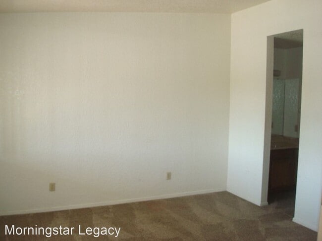 Building Photo - 1501 Missouri Ave
