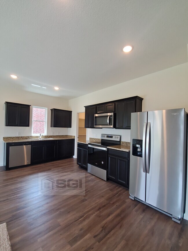 Foto del edificio - Beautiful 3 bedroom in Anna