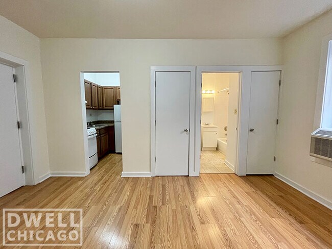 Foto del edificio - 1820 N Humboldt Blvd