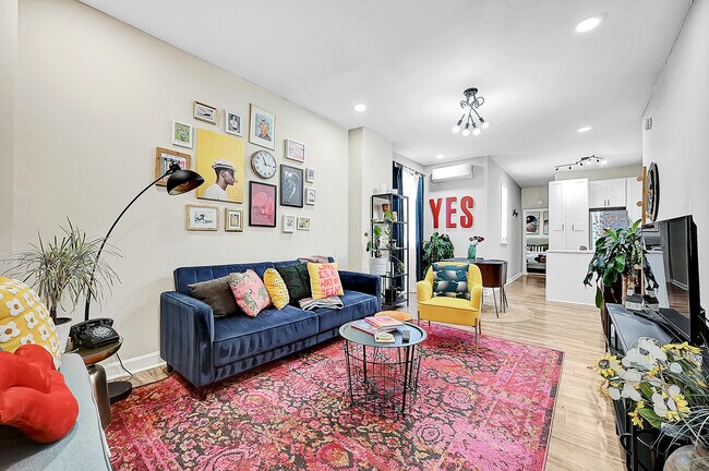 Building Photo - 1301 S 49th St