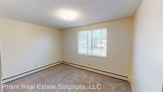 Building Photo - 405 S 26th St