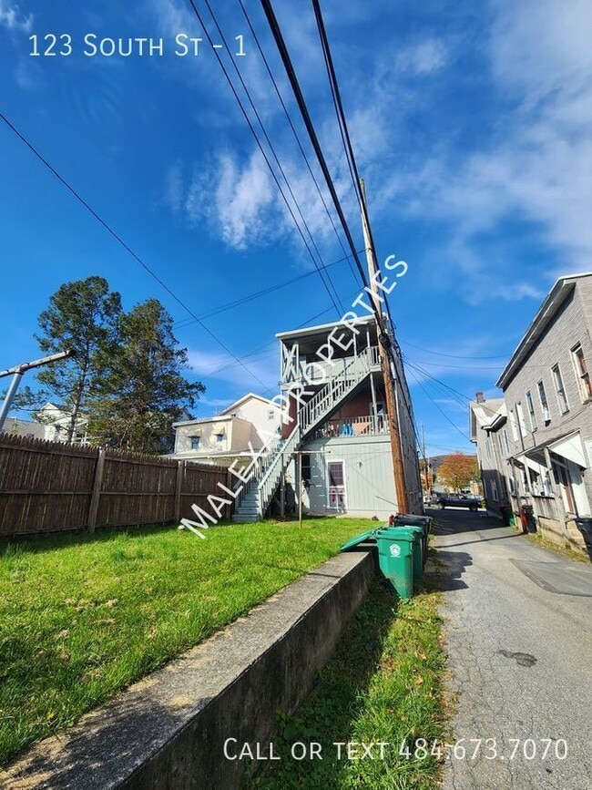 Building Photo - 123 South St