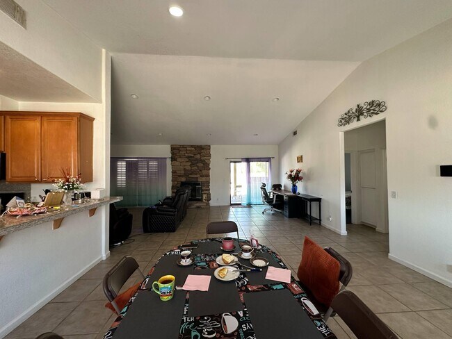 Foto del edificio - 9735 Hoylake Rd