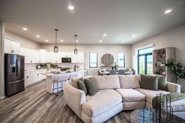 Foto del edificio - Legacy Homes at Coulee Ridge