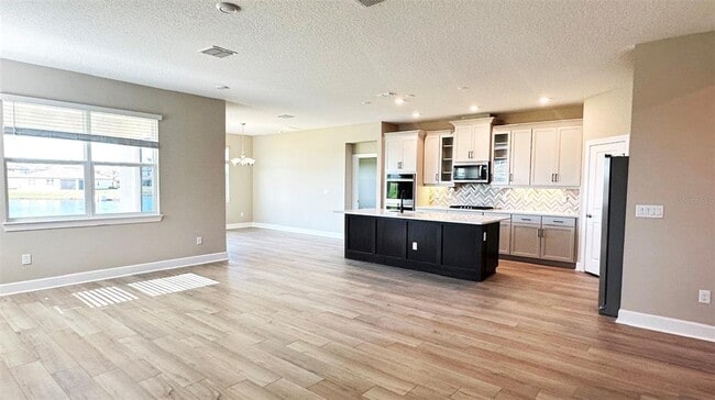 Building Photo - 3626 Savanna Palms Ct